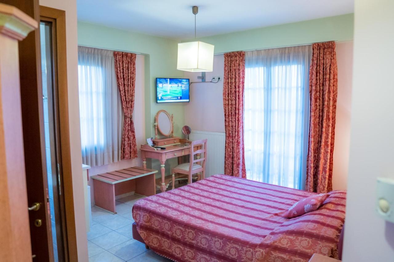 Yiannis Apartments Giannina Esterno foto